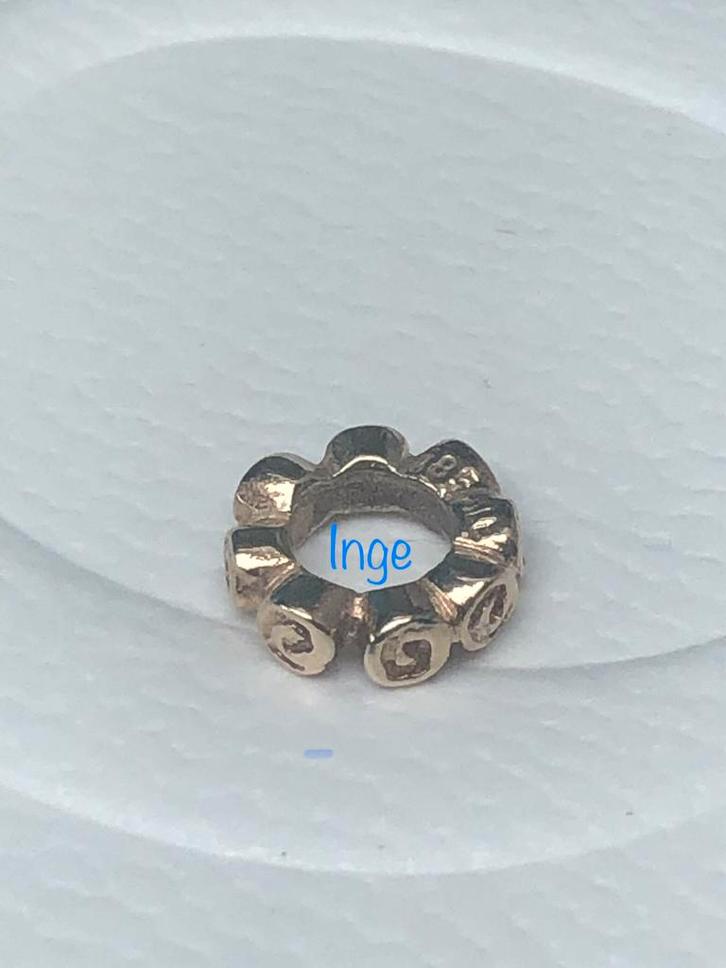 Pandora 14K gouden spacer kleine roosjes 750199, Sieraden, Tassen en Uiterlijk, Bedels, Zo goed als nieuw, Overige merken, Zilver