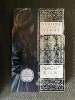 Simone van der Vlugt - Nachtblauw. (2016), Ophalen of Verzenden, Zo goed als nieuw, Simone van der Vlugt