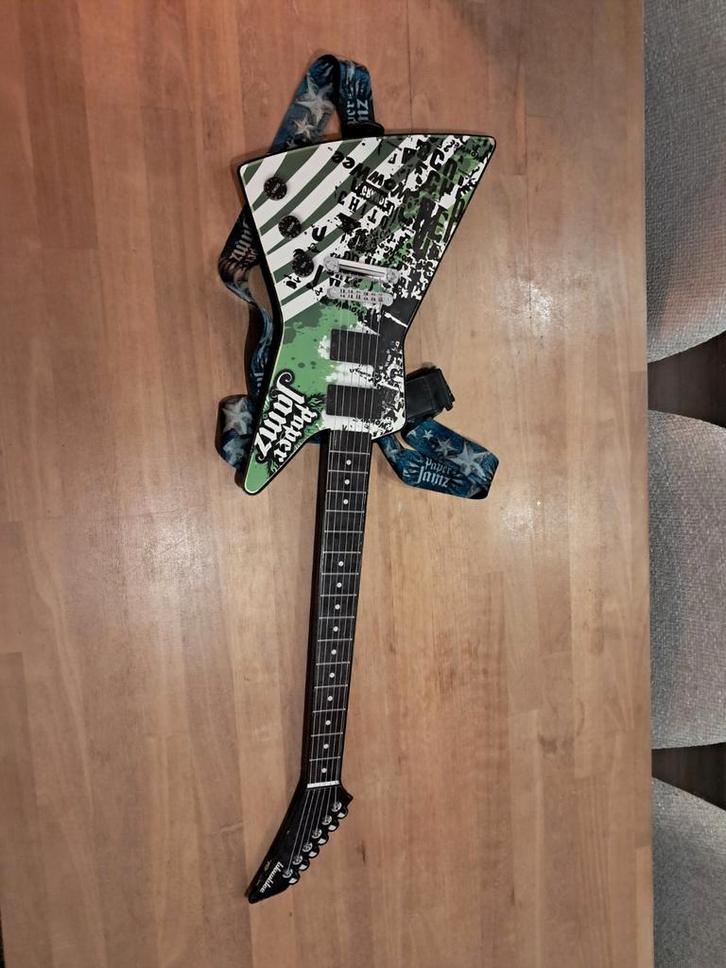 Paper Jamz Gitaar - Leuke Kindergitaar!, Muziek en Instrumenten, Snaarinstrumenten | Gitaren | Elektrisch, Gebruikt, Solid body