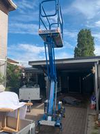 steiger Hoogtewerker powertower lift  • In perfecte staat m, Doe-het-zelf en Verbouw, Steigers, Ophalen, Rolsteiger of Kamersteiger