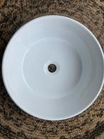 2x Witte wasbakken - Keramiek - Rond model, Doe-het-zelf en Verbouw, Sanitair, Ophalen of Verzenden, Gebruikt, Wastafel