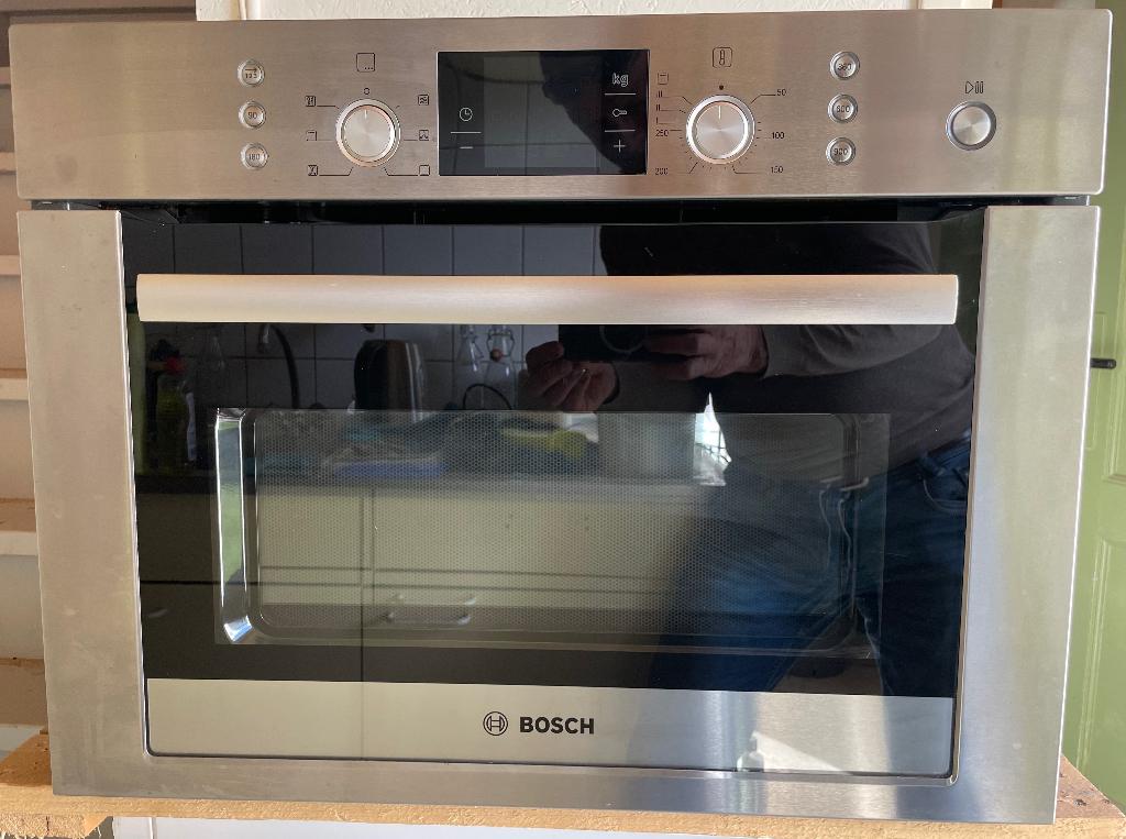 Bosch combi heteluchtoven met grill en magnetron, Gebruikt, Oven met grill, Inbouw, 45 tot 60 cm