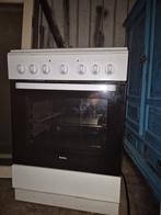 Fornuis en ongebruikte oven.(stekker vervangen), Ophalen, Zo goed als nieuw, Vrijstaand