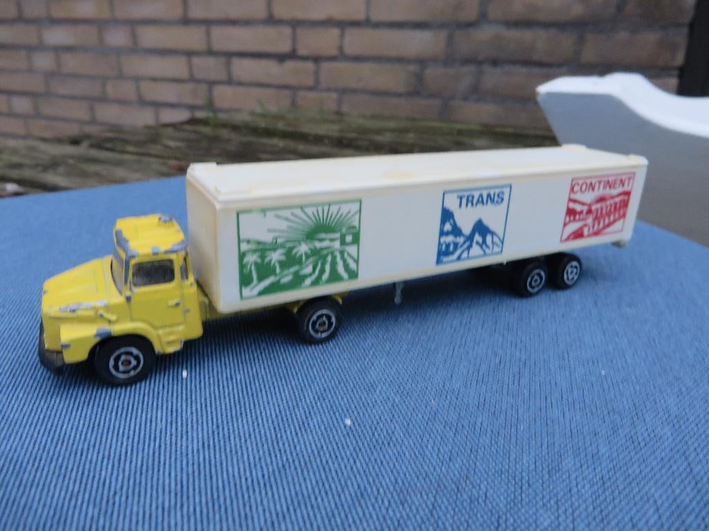 Majorette Scania Truck en Trailer TRANS CONTINENT, Hobby en Vrije tijd, Modelauto's | Overige schalen, Ophalen of Verzenden, Gebruikt