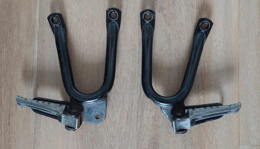 Yamaha FZR 600 duo voetsteun set, Motoren, Onderdelen | Yamaha, Ophalen of Verzenden, Gebruikt