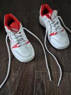 K-Swiss Binnen Tennisschoenen / maat 34, Sport en Fitness, Tennis, L2, Gebruikt, K-Swiss, Schoenen