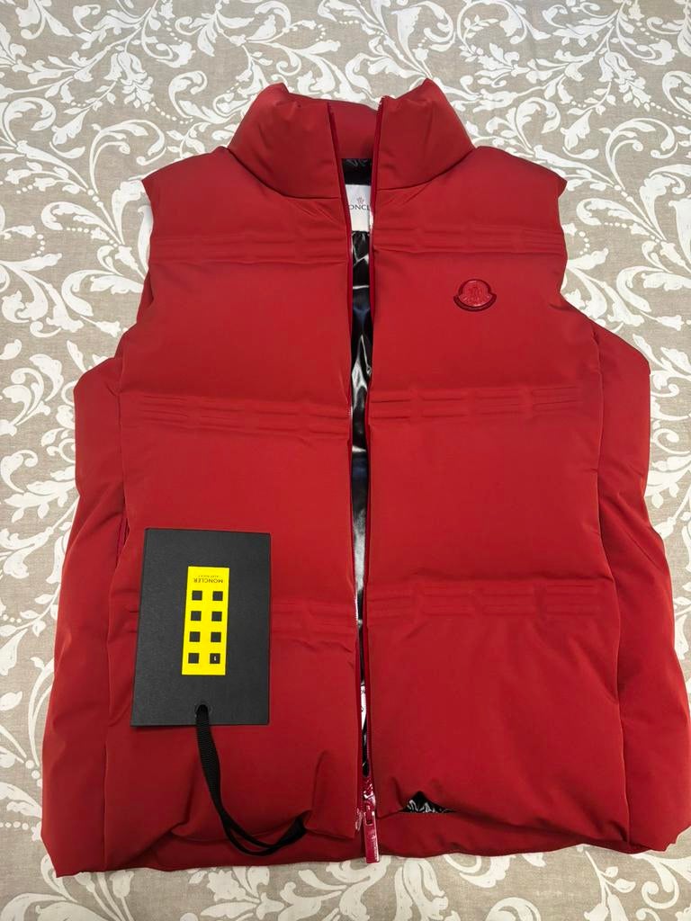 Moncler bodywarmer rood, Ophalen of Verzenden, Zo goed als nieuw, Zwart
