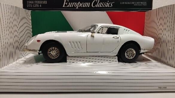Ferrari 275 GTB Berlinetta white 1966 ERTL metal 1:18 KRD, Hobby en Vrije tijd, Modelauto's | 1:18, Ophalen of Verzenden, Zo goed als nieuw