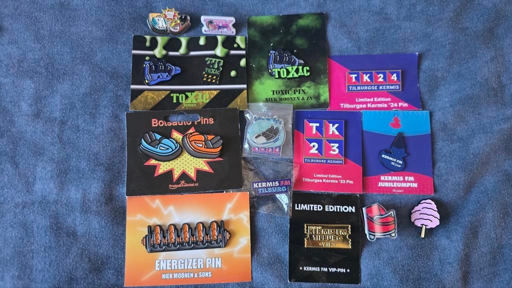 Kermis pins, Ophalen of Verzenden, Zo goed als nieuw, Speldje of Pin