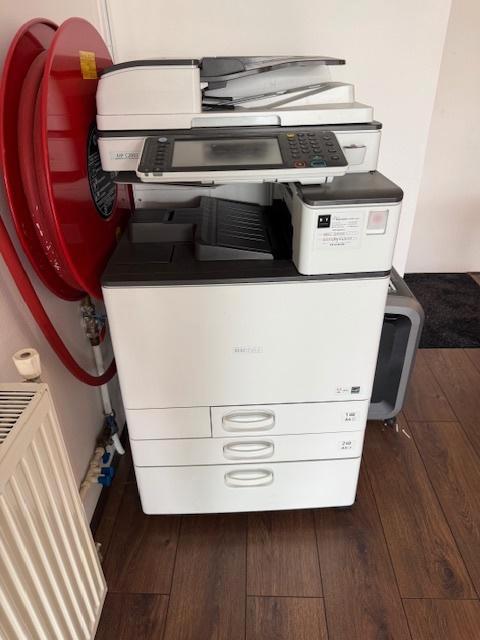 Laserprinter/kopieermachine Ricoh MPC 2003, Computers en Software, Printers, Gebruikt, Printer, Laserprinter, Kleur printen, Kopieren