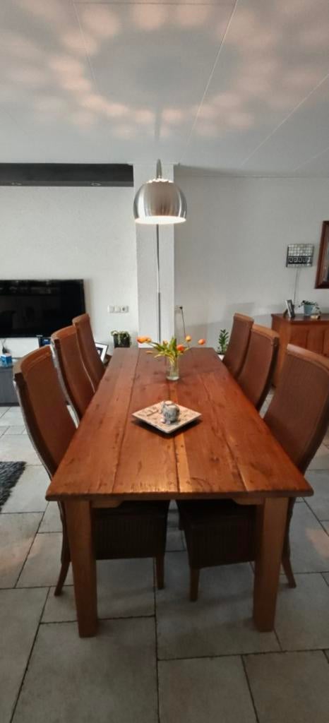 Kastanjehouten eettafel en 6 Lloyd Loom stoelen, Ophalen, Gebruikt, Overige materialen, 50 tot 100 cm