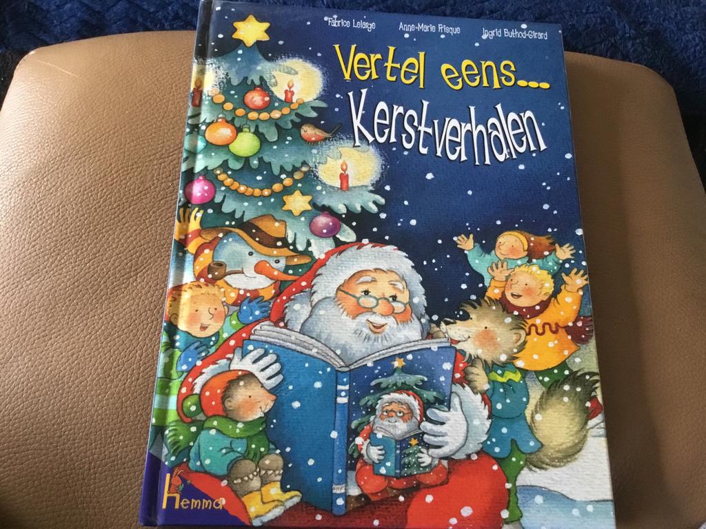 Boek”vertel eens kerstverhalen”, Boeken, Ophalen, Zo goed als nieuw, Prentenboek