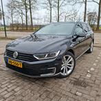 VW Passat Variant GTE Higline /Pano /distr. verv., USB, 4 cilinders, Zwart, 1600 kg