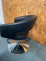 Kappersstoel met pomp, Ophalen