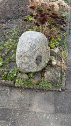 Gratis! 2 grote keien. Circa, Ophalen, Gebruikt, Grijs, Kei