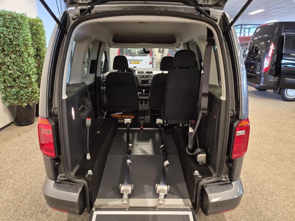 Volkswagen Caddy Rolstoelauto Automaat 3+1, Auto's, Volkswagen, Gebruikt, 131 pk, 3 stoelen, Automaat
