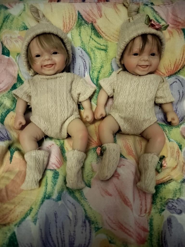 Kleine 20 cm sileconen babys 20 cm Boy en girl, Verzenden, Nieuw, Babypop, Levensecht of Reborn