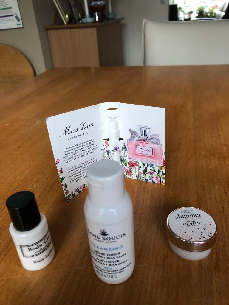 Te koop verzorgingssetje.(2).(nieuw)., Ophalen of Verzenden, Nieuw, Overige typen