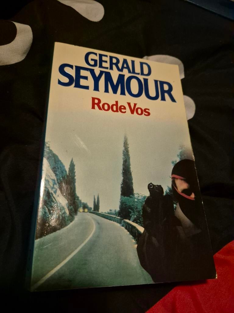 Rode Vos - Gerald Seymour (Thriller), Ophalen of Verzenden, Gelezen, Gerald Seymour, Europa overig