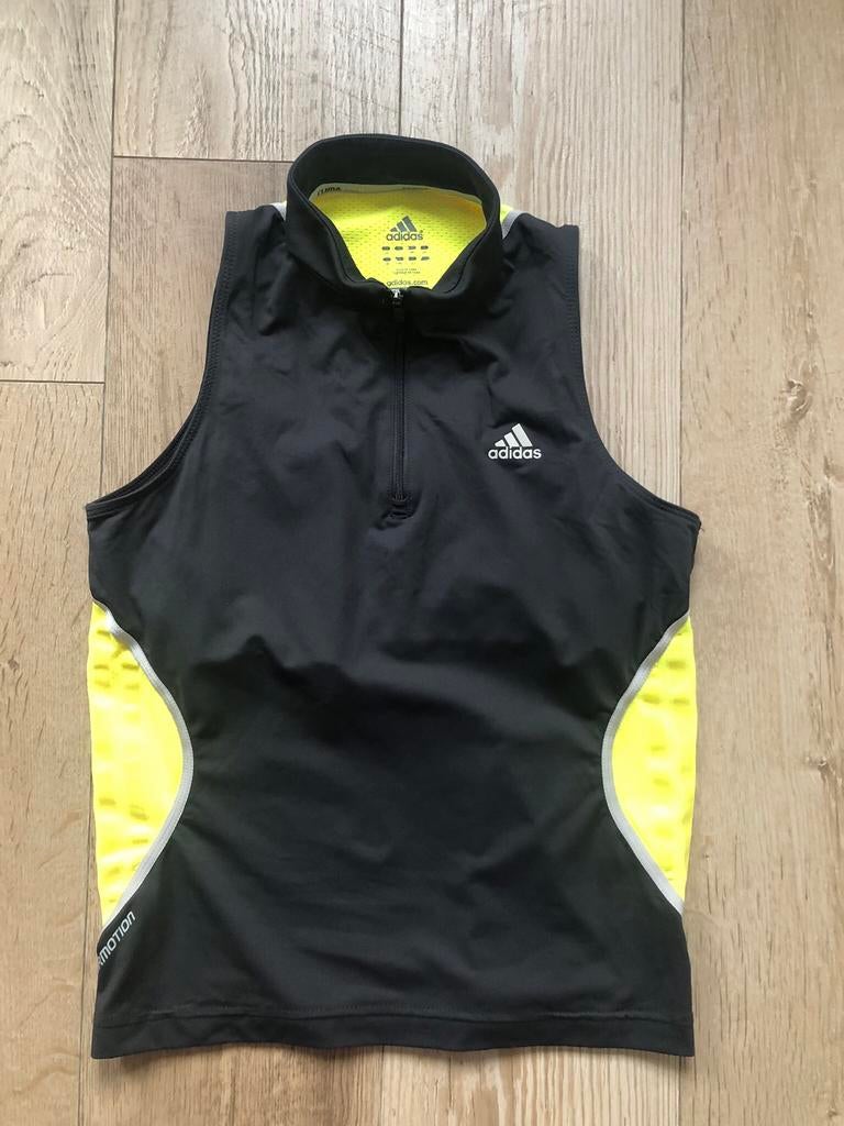 Sport top/hardloop top Adidas - maat 38, Kleding | Dames, Sportkleding, Maat 38/40 (M), Zwart, Ophalen of Verzenden, Zo goed als nieuw