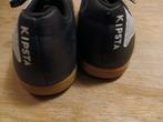 Kipsta zwarte zaalvoetbalschoenen maat 39, Kipsta, Ophalen of Verzenden, Zo goed als nieuw, Sportschoenen
