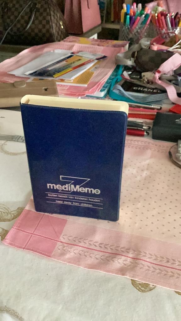 Pillen in te doen voor een week, Verzenden, Zo goed als nieuw