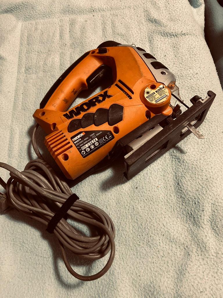 Goedewerkende worx decoupeerzaag, Doe-het-zelf en Verbouw, Gereedschap | Zaagmachines, Gebruikt, Decoupeerzaag, Ophalen of Verzenden