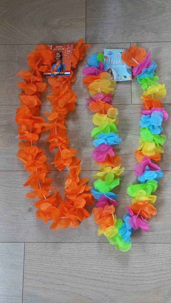 Oranje 6x en Regenboog 7x hawaii slinger ketting, Ophalen of Verzenden, Nieuw, Oranje of Koningsdag