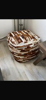 Poef, Ophalen, Zo goed als nieuw, Rond, Riet