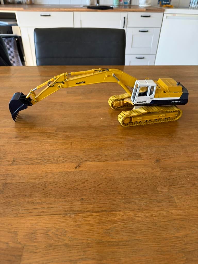 Komatsu pc 400lc, Ophalen, Zo goed als nieuw, Tractor of Landbouw, Overige merken