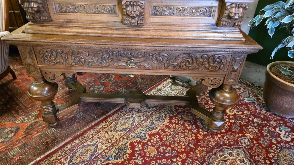 Rijk bewerkte Hollands antiek notenhouten kollomkast, Antiek en Kunst, Antiek | Meubels | Kasten, Ophalen of Verzenden