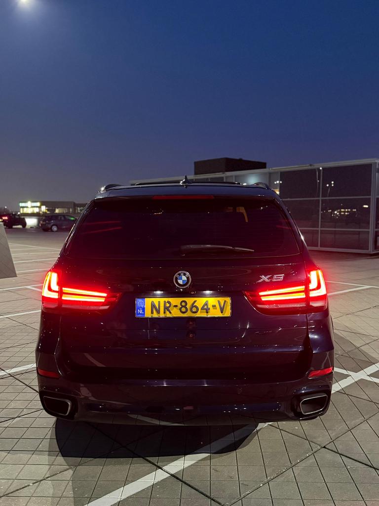 BMW X5 Xdrive 30D Aut8 (2014) 2013 Zwart, Auto's, BMW, X5, 2993 cc, Zwart, Bedrijf