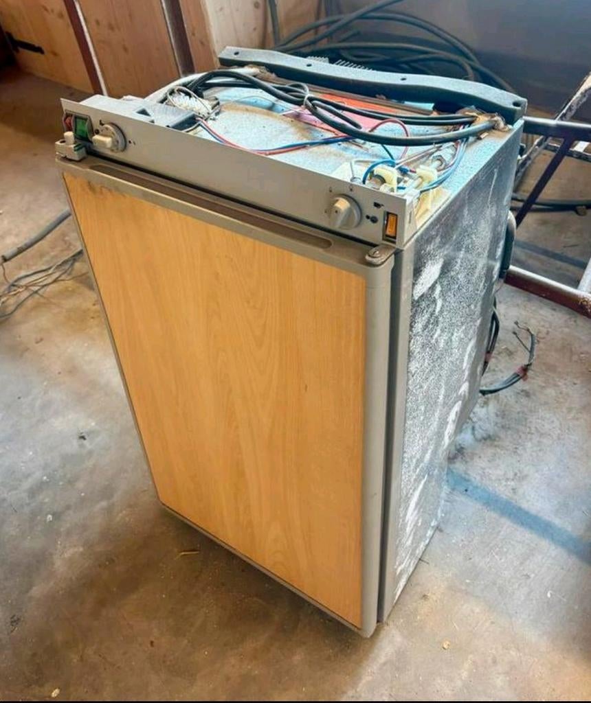 Dometic RM-4131 camper caravan koelkast op gas 12v 220v, Ophalen of Verzenden