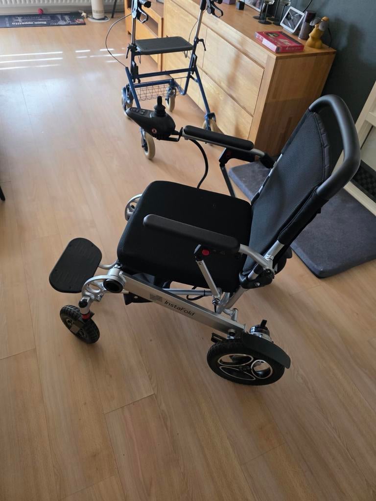 Instafold 5 maanden gebruikt met bon en garantie, Diversen, Ophalen, Inklapbaar, Zo goed als nieuw, Elektrische rolstoel