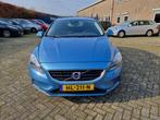 Volvo V40 1.6 T2 Momentum ✅NETTE AUTO! ✅TREKHAAK, Voorwielaandrijving, Stof, Gebruikt, 4 cilinders