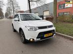 Mitsubishi Outlander 2.0 PHEV Instyle X-Line apk 04-2027, Zwart, 4 cilinders, Wit, Vierwielaandrijving