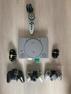 Complete Gechipte PS1 Set - 2 Originele Controllers & Games, Ophalen of Verzenden, Zo goed als nieuw, Met 3 controllers of meer