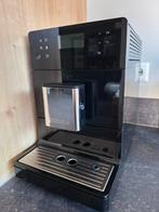 Miele CM 5410 Koffiemachine - Zo goed als nieuw, 10 kopjes of meer, Koffiemachine, Zo goed als nieuw, Afneembaar waterreservoir