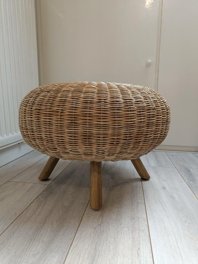 Riviera Maison Rattan Poef, Huis en Inrichting, Banken | Voetenbanken en Poefen, Riet of Rotan, Ophalen of Verzenden, Zo goed als nieuw