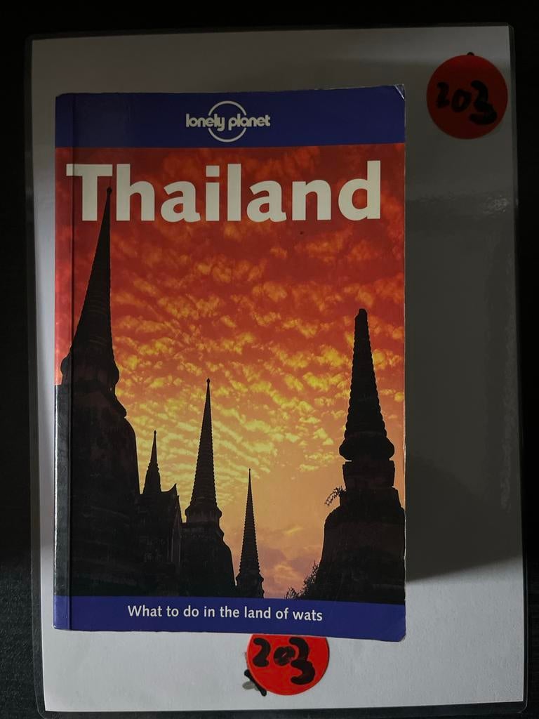 Lonely Planet Thailand Reisgids - Ontdek het land van wats, Lonely Planet, Ophalen of Verzenden, Zo goed als nieuw, Reisgids of -boek