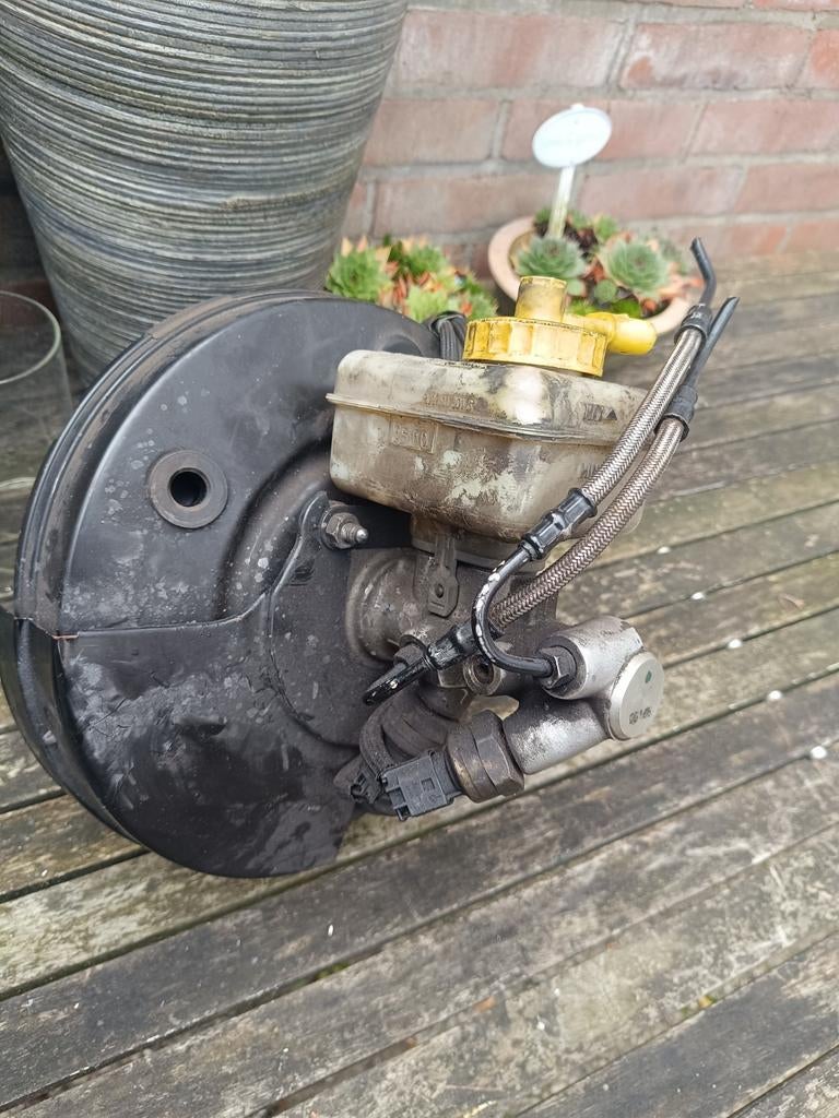 Hoofdremcilinder rembekrachtiger ESP Volkswagen Golf 4 GTI, Ophalen, Gebruikt, Seat