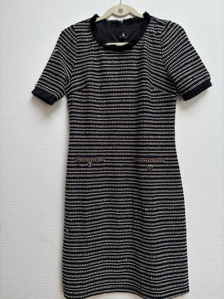 K Design Tweed Jurk Zwart/Wit Maat S, Kleding | Dames, Jurken, Zwart, Ophalen of Verzenden, Zo goed als nieuw, Maat 36 (S)