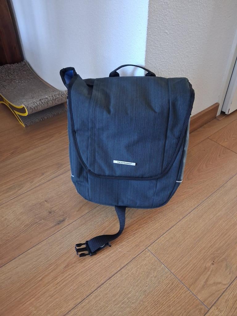 Fietstas zo goed als nieuw, Fietsen en Brommers, Fietsaccessoires | Fietstassen, Ophalen