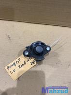 PEUGEOT 107 C1 AYGO Achterklep druk slot schakelaar 2005-201, Taurusavenue 1
2132 LS  Hoofddorp, NL, Gebruikt, Contact.group@renault.com