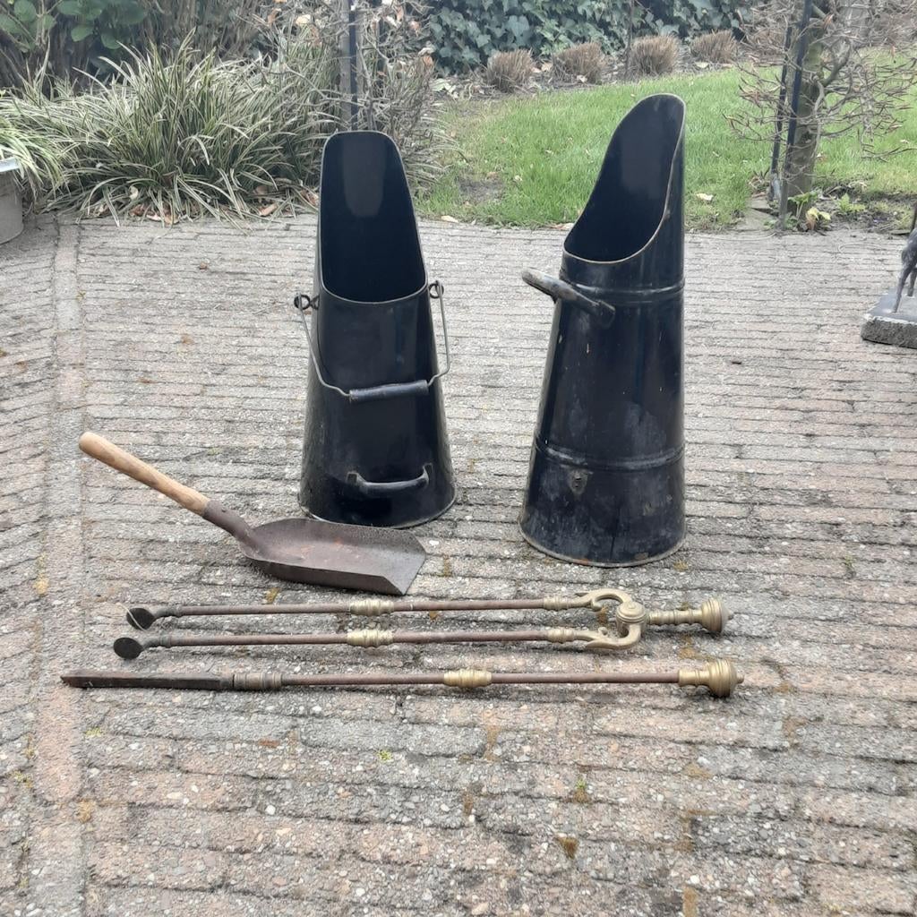 Oude kolenkit met schep en haardgereedschap, Ophalen of Verzenden, Gebruikt, Vrijstaande haard, Houthaard