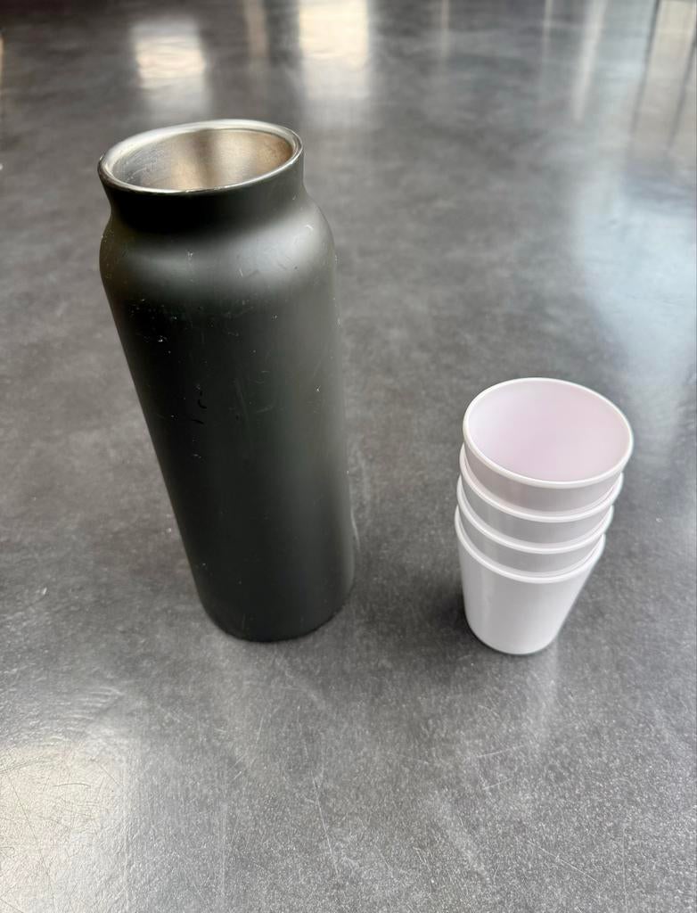 Royal VKB Thermosfles met 4 Bekers, Ophalen of Verzenden, Gebruikt