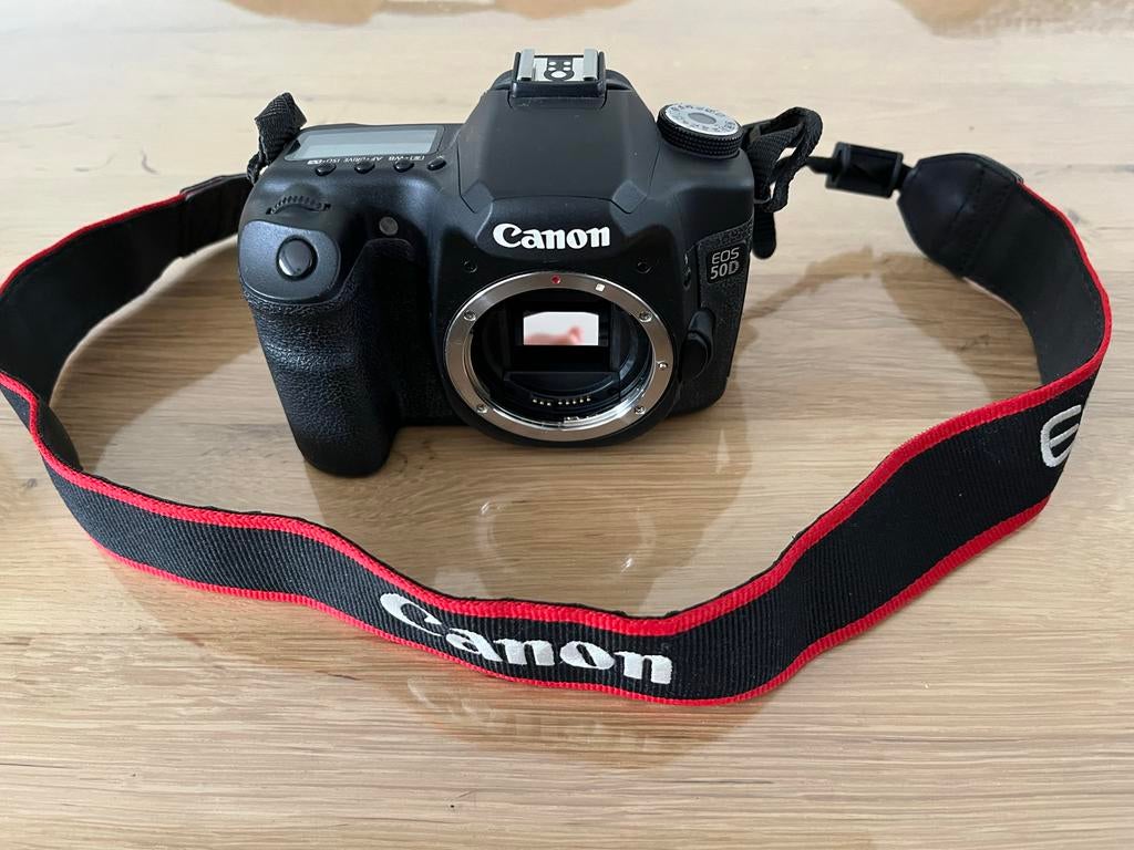 Canon 50D Spiegelreflexcamera met accessoires en defecte len, Ophalen, Gebruikt, Spiegelreflex, Canon