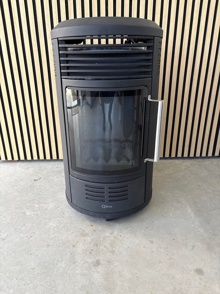 Qlima gaskachel, als nieuw, Huis en Inrichting, Kachels, Gas, Ophalen of Verzenden, Zo goed als nieuw, Vrijstaand