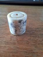 Netsuke knoop erotische voorstelling, Ophalen