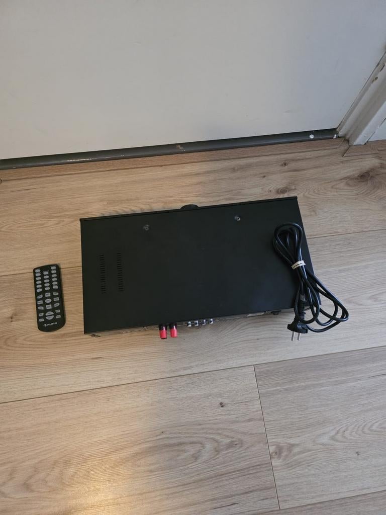 Auna stereo versterker met afstandsbediening, Ophalen, Zo goed als nieuw, Overige merken